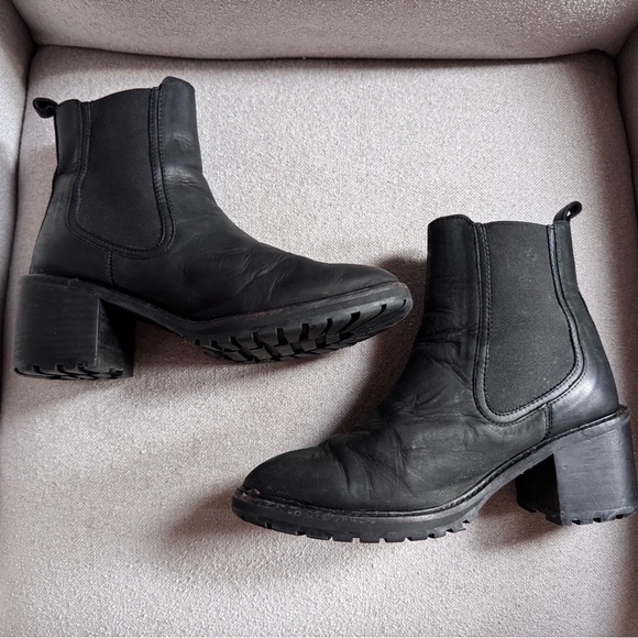 Thursday Boot Company Black Matte Chelsea Chunky Heel Leather Boots Size 8 Women - Picture 5 of 8